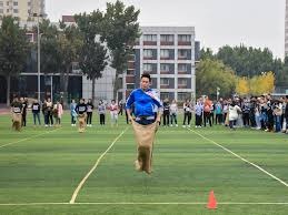 棒球场上最安静的英雄