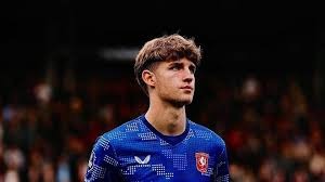 麻将中盘最容易犯的错（麻将中盘阶段的常见失误）